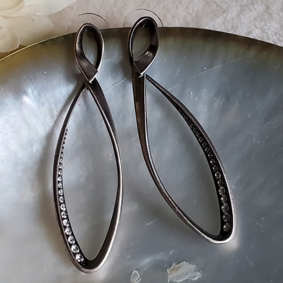 Kendra Scott Raquel ribbon earrings with rhinestones - Picture 3 of 8